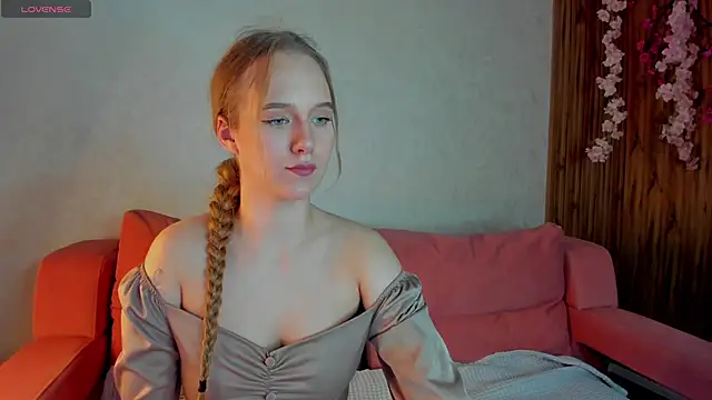 Casey Sweeet online show from March 22, 3:24 pm