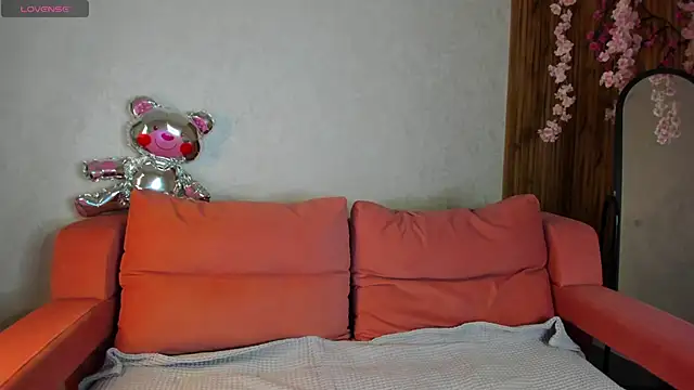 Casey Sweeet online show from March 21, 2:10 pm