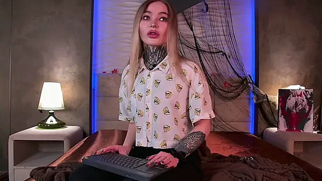 AriWild online show from November 4, 4:16 am