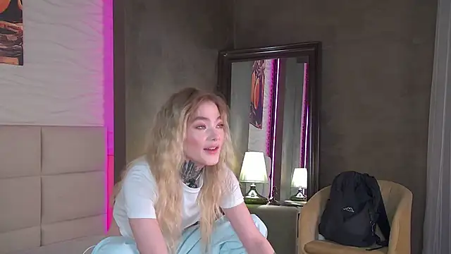 AriWild online show from September 21, 4:17 am