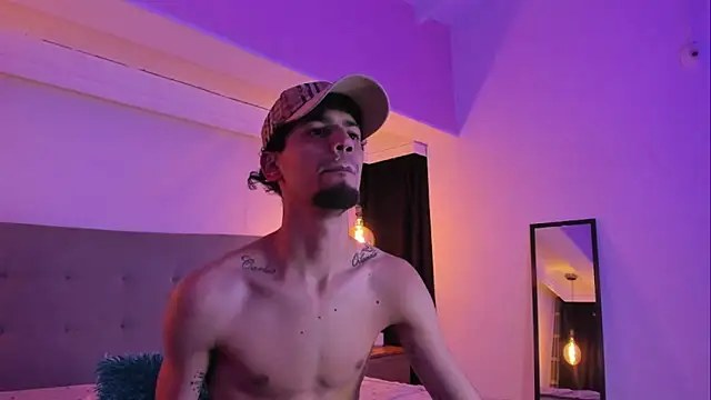 Chris Angel  online show from April 12, 3:43 am