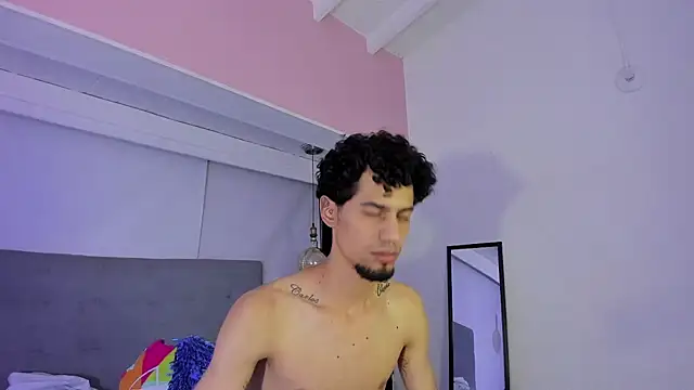 Chris Angel  online show from March 5, 4:42 am