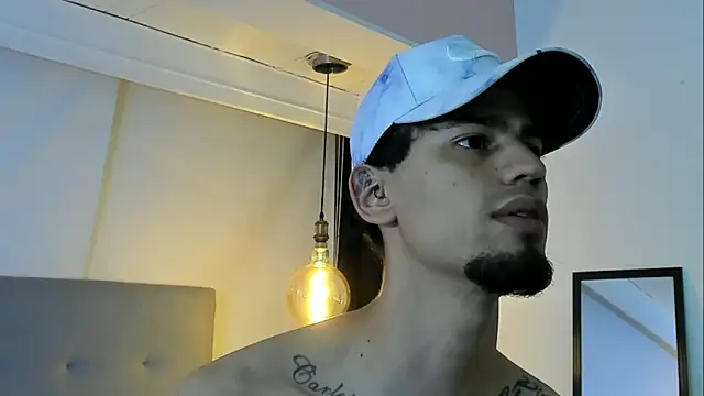 Chris Angel  online show from March 12, 3:45 am