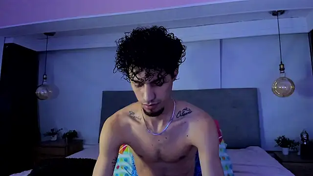 Chris Angel  online show from February 19, 3:47 am