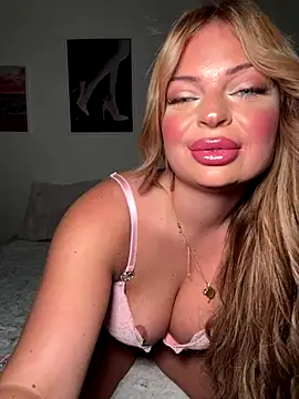 Snapshot of _Lilly_angel chatting on November 10, 6:24 pm Lilly angel online show from November 10, 6:24 pm