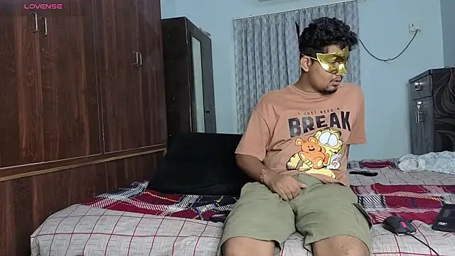 sexythrust online show from June 7, 4:56 pm