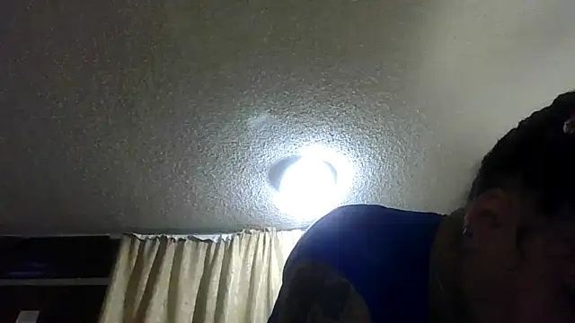 Snapshot of Flossee chatting on February 10, 5:06 am Flossee online show from February 10, 5:06 am