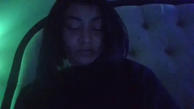 Flossee online show from April 7, 5:15 pm