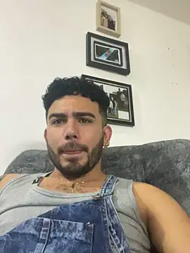 adamhairy online show from November 6, 12:47 am
