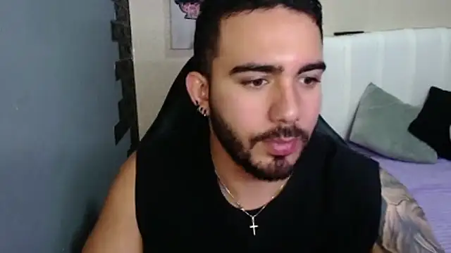 Snapshot of adamhairy chatting on July 9, 5:45 pm adamhairy online show from July 9, 5:45 pm