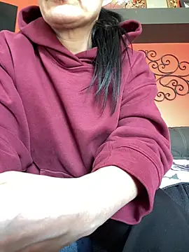 starsaligned online show from April 15, 8:31 pm