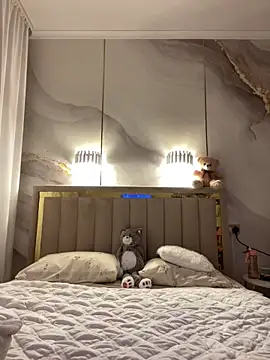 TiffaNoel online show from November 26, 3:34 pm