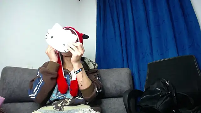 lucky stricke online show from March 8, 4:27 am