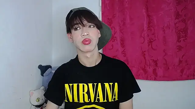 lucky stricke online show from November 16, 5:01 am