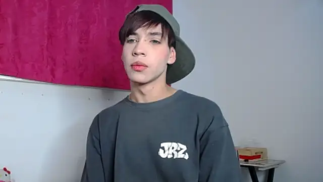 lucky stricke online show from November 8, 4:27 am