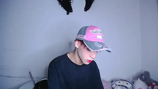 lucky stricke online show from January 17, 7:01 am