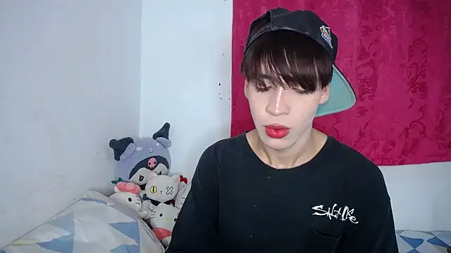 lucky stricke online show from November 15, 3:54 am