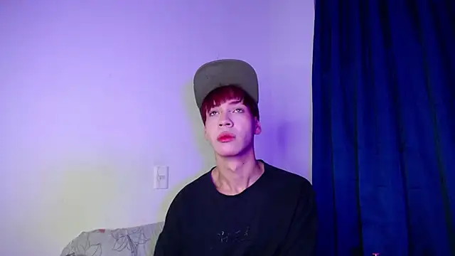 lucky stricke online show from March 28, 8:04 am