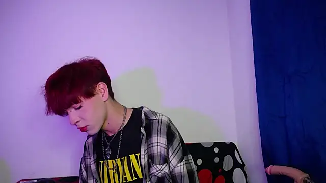 lucky stricke online show from April 3, 3:57 am