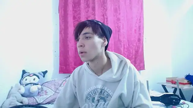 lucky stricke online show from November 4, 3:32 am