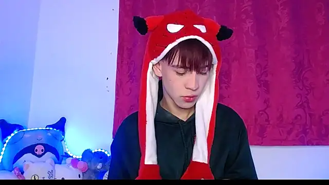 lucky stricke online show from November 30, 2:56 am