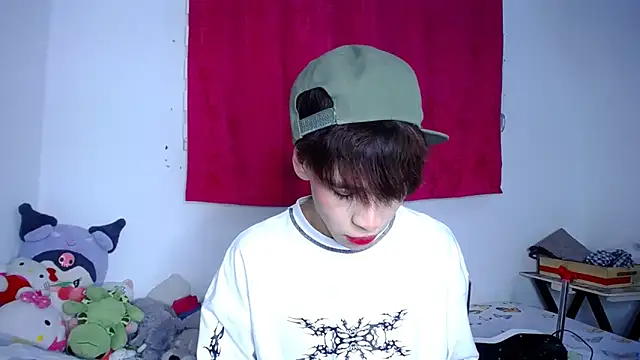 lucky stricke online show from November 14, 4:16 am