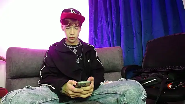 lucky stricke online show from March 5, 4:31 am