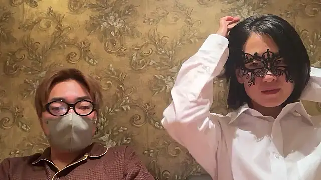 Snapshot of 21yuri27 chatting on October 30, 2:04 pm 21yuri27 online show from October 30, 2:04 pm