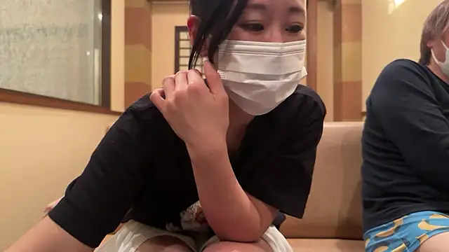 21yuri27 online show from March 5, 10:45 am