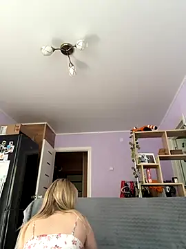 Snapshot of KassandraTress chatting on October 7, 1:34 pm KassandraTress online show from October 7, 1:34 pm