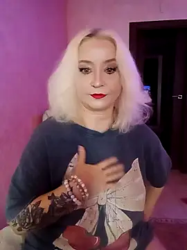 SquirtMilf00 online show from March 18, 2:37 am