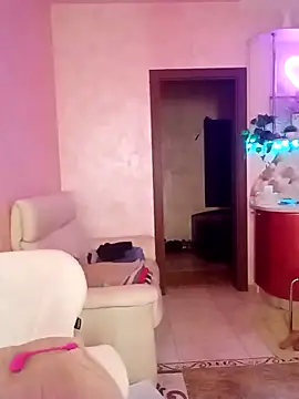 SquirtMilf00 online show from March 19, 2:55 am