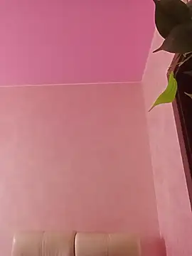 SquirtMilf00 online show from December 1, 1:06 am