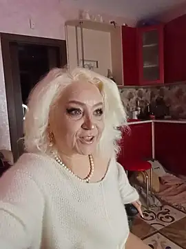 SquirtMilf00 online show from September 26, 2:29 am
