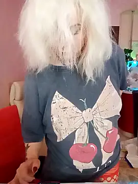 SquirtMilf00 online show from February 14, 4:02 am