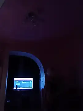 SquirtMilf00 online show from November 27, 3:40 am