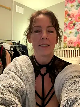 Sassylady online show from October 31, 10:38 pm