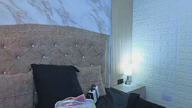 AnastasiaColeman online show from March 24, 7:47 pm