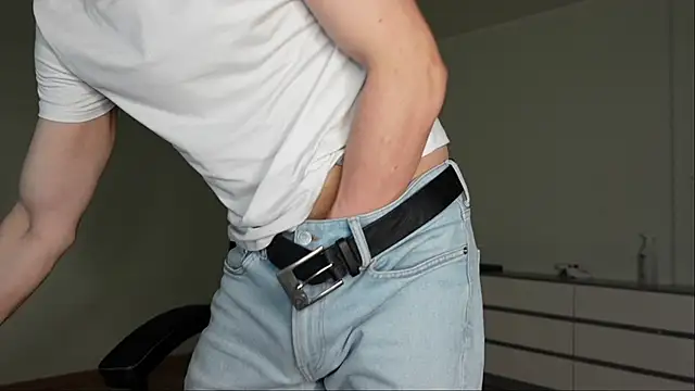 Mark Karson online show from November 9, 1:26 pm