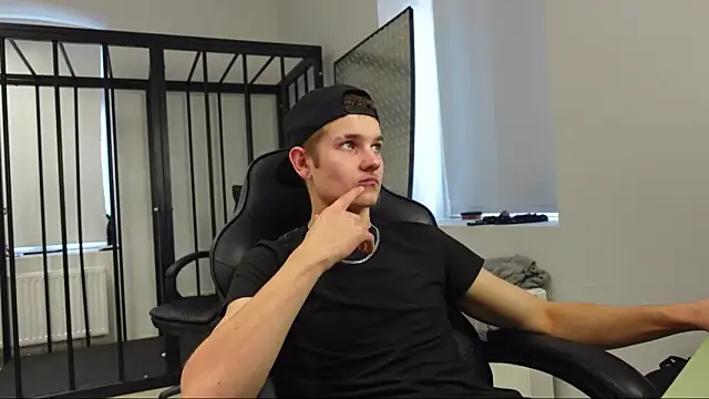 Mark Karson online show from October 8, 12:17 pm