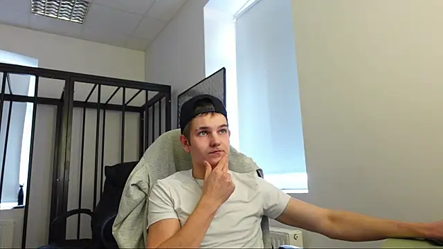 Mark Karson online show from October 7, 8:37 am