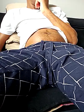 mojaymort online show from April 13, 11:36 am