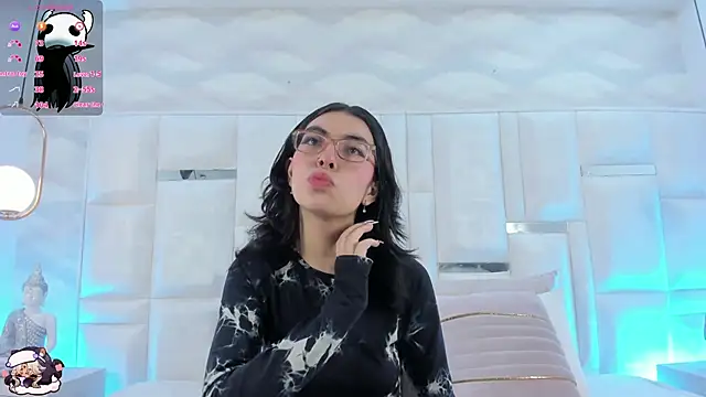 Im Molly Angel online show from January 9, 7:54 pm