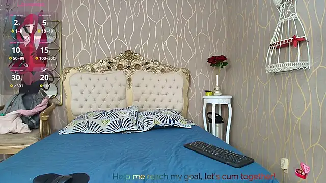 katybrownss online show from November 29, 7:25 pm