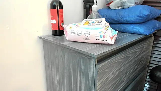nextboywell1 online show from May 13, 3:02 am