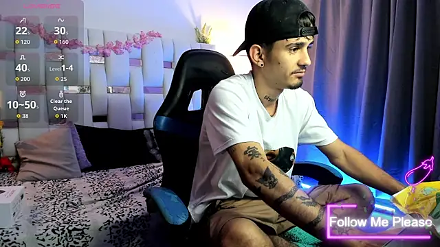 nextboywell1 online show from March 12, 3:12 am