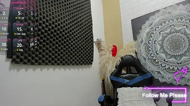 nextboywell1 online show from February 17, 7:11 pm