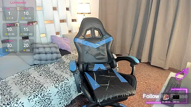 nextboywell1 online show from March 17, 3:20 am