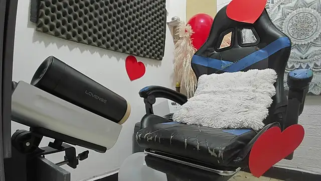 nextboywell1 online show from February 14, 8:53 pm