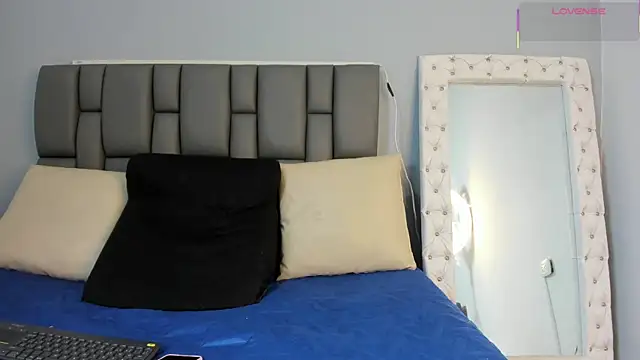  jasmine blush online show from October 1, 1:59 pm